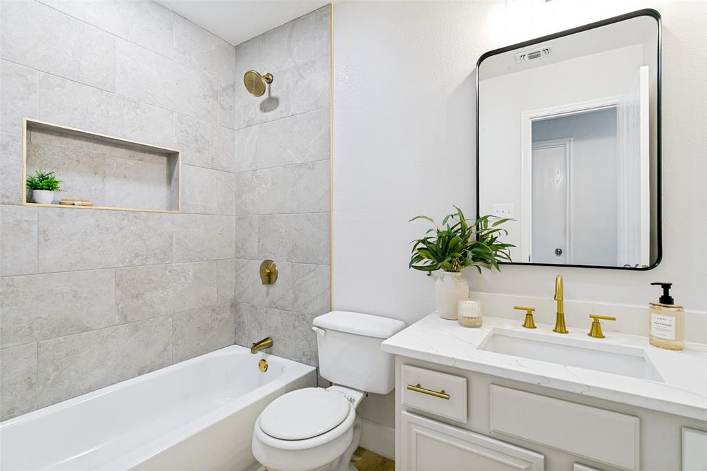 7113 Avington Way Property Photo 20