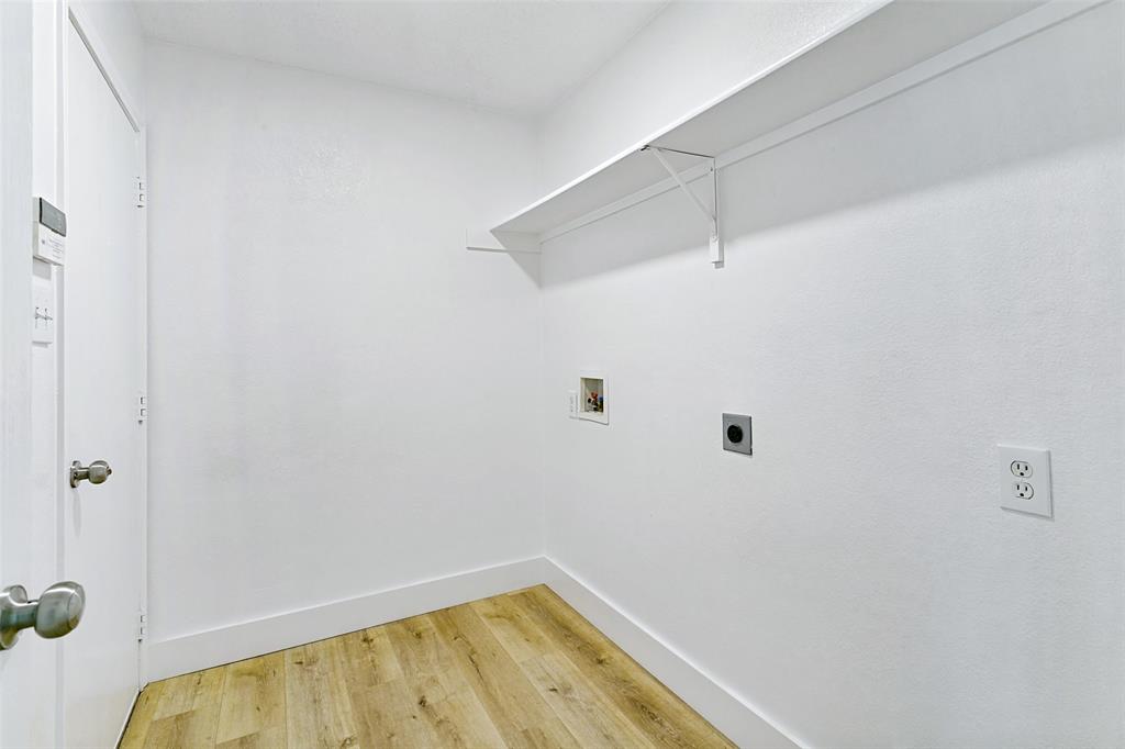 7113 Avington Way Property Photo 22