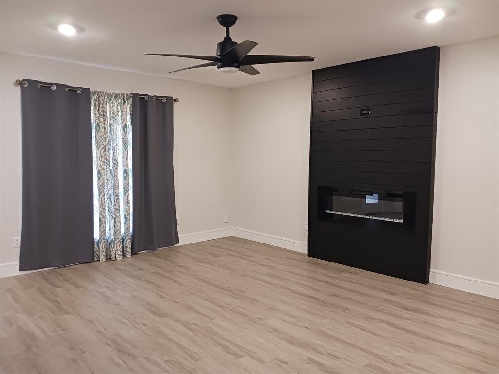 1800 Ridgeview Plaza Property Photo 8