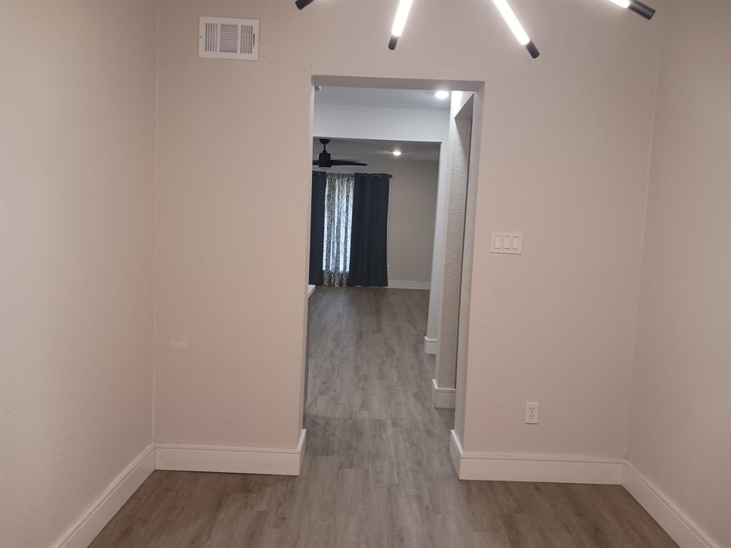 1800 Ridgeview Plaza Property Photo 9