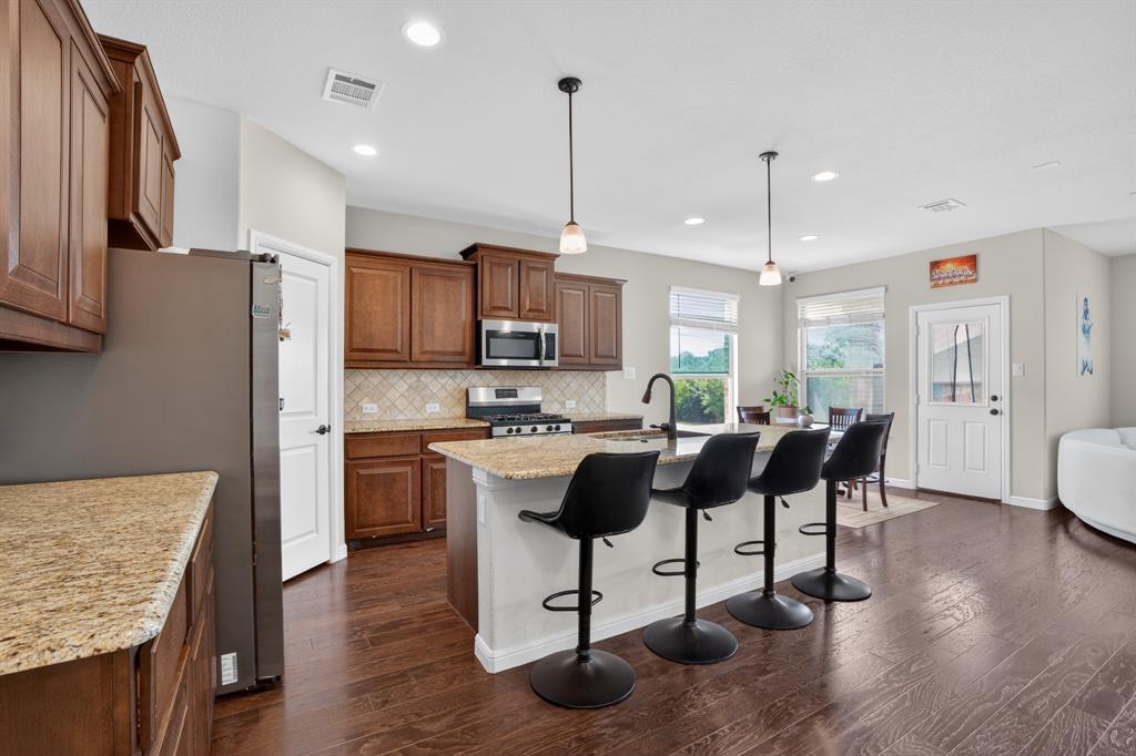 3912 Crater Circle Property Photo 8