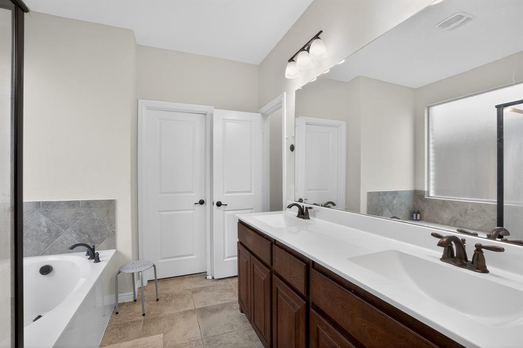 3912 Crater Circle Property Photo 13
