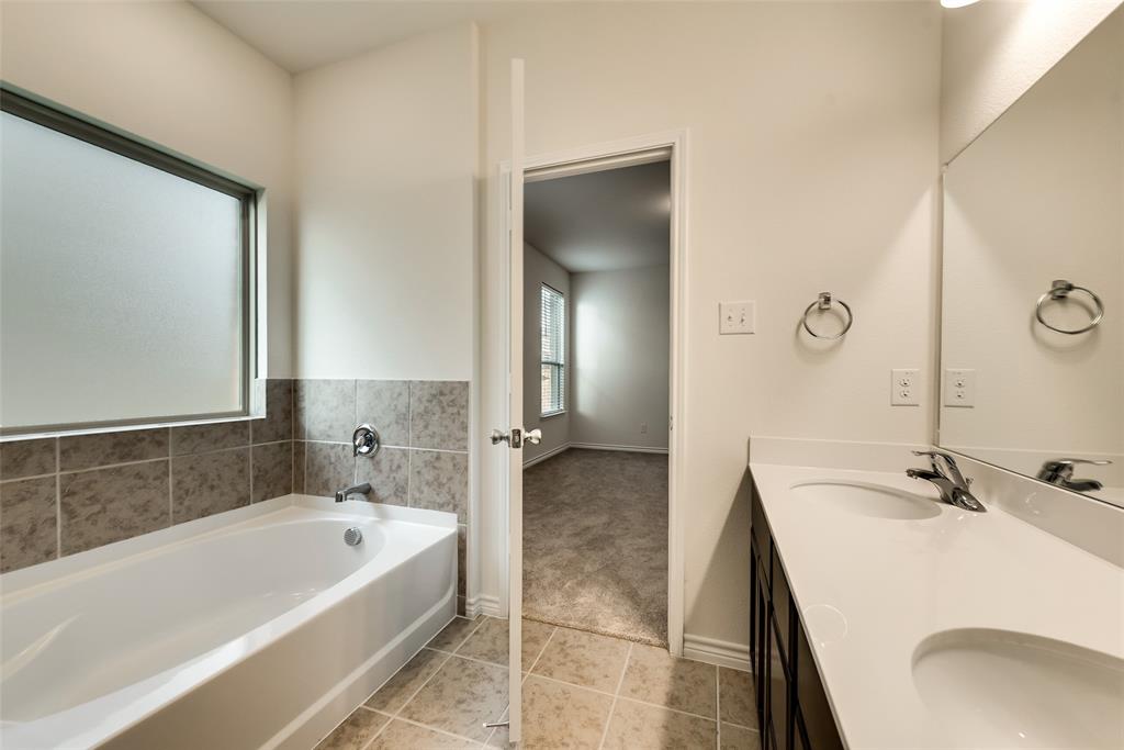 2708 Ryder Lane Property Photo 12