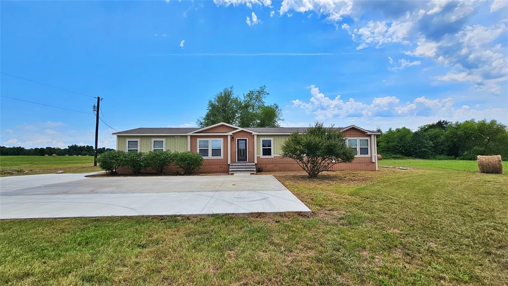 6818 Texas Highway 11 Property Photo 6