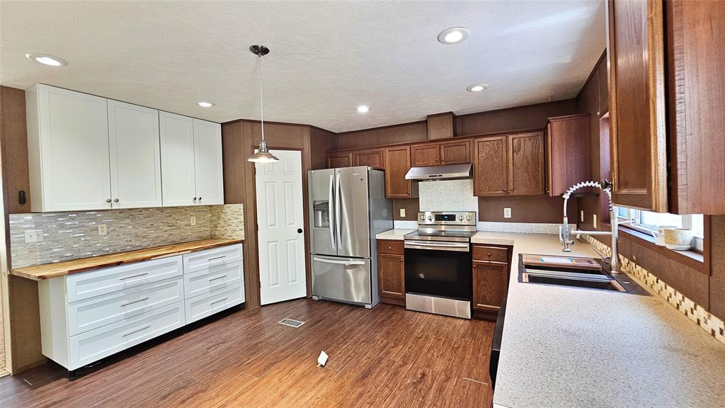 6818 Texas Highway 11 Property Photo 16