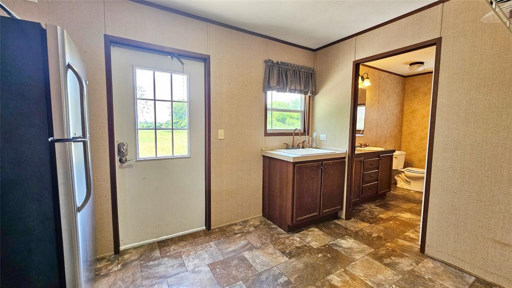 6818 Texas Highway 11 Property Photo 24
