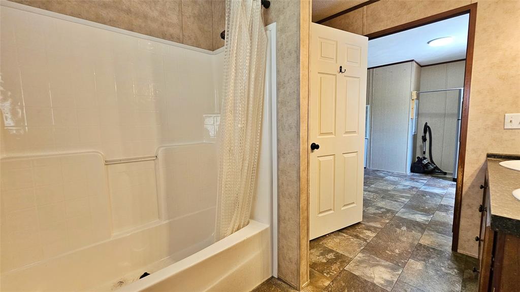 6818 Texas Highway 11 Property Photo 28