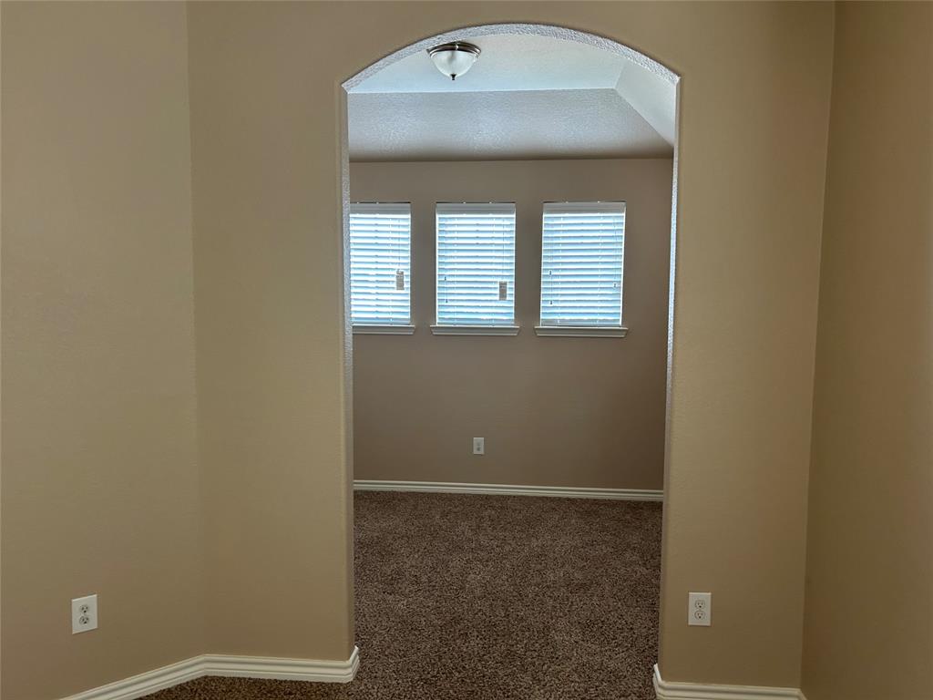12045 Walden Wood Drive Property Photo 9