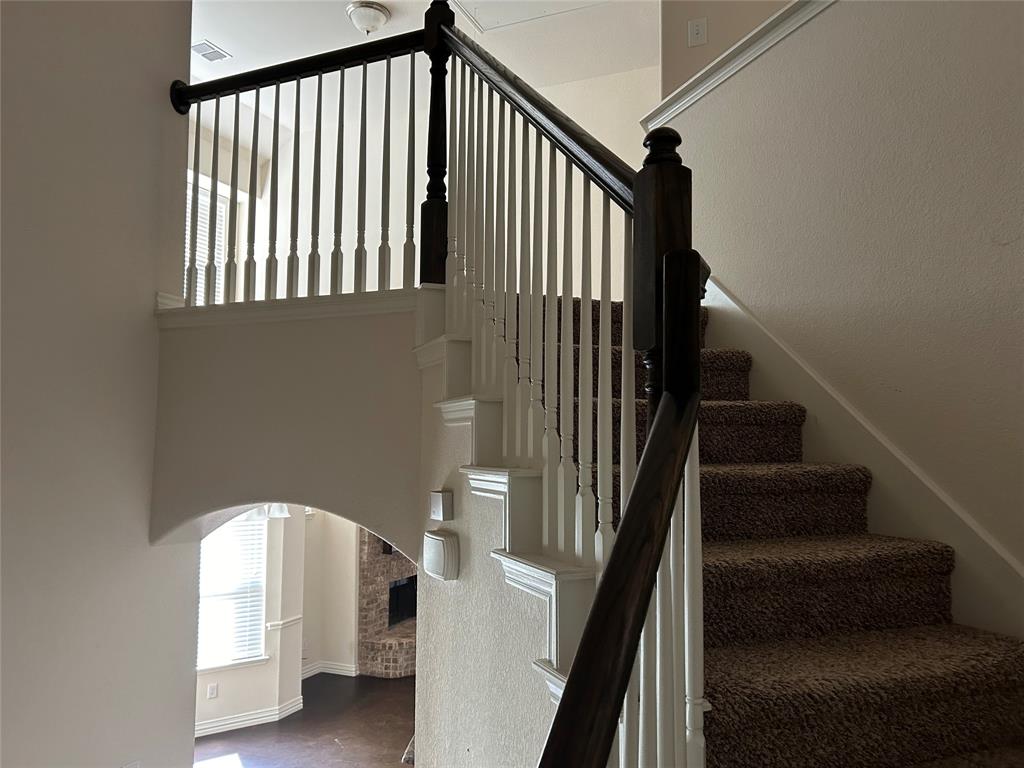 12045 Walden Wood Drive Property Photo 14