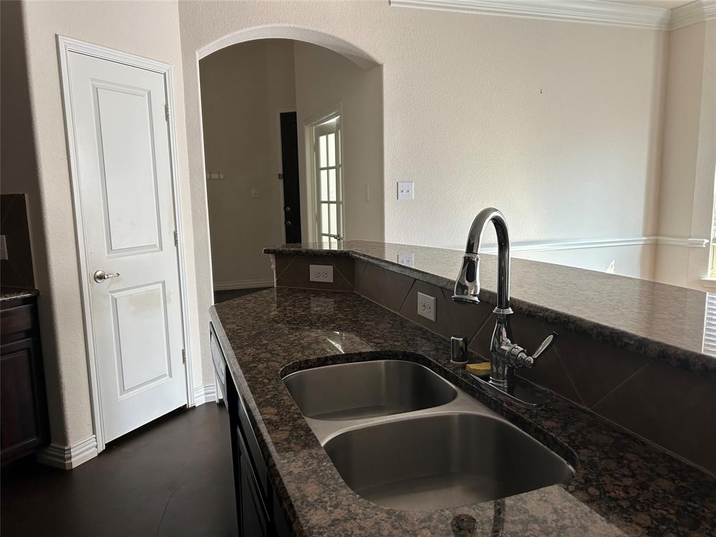 12045 Walden Wood Drive Property Photo 15