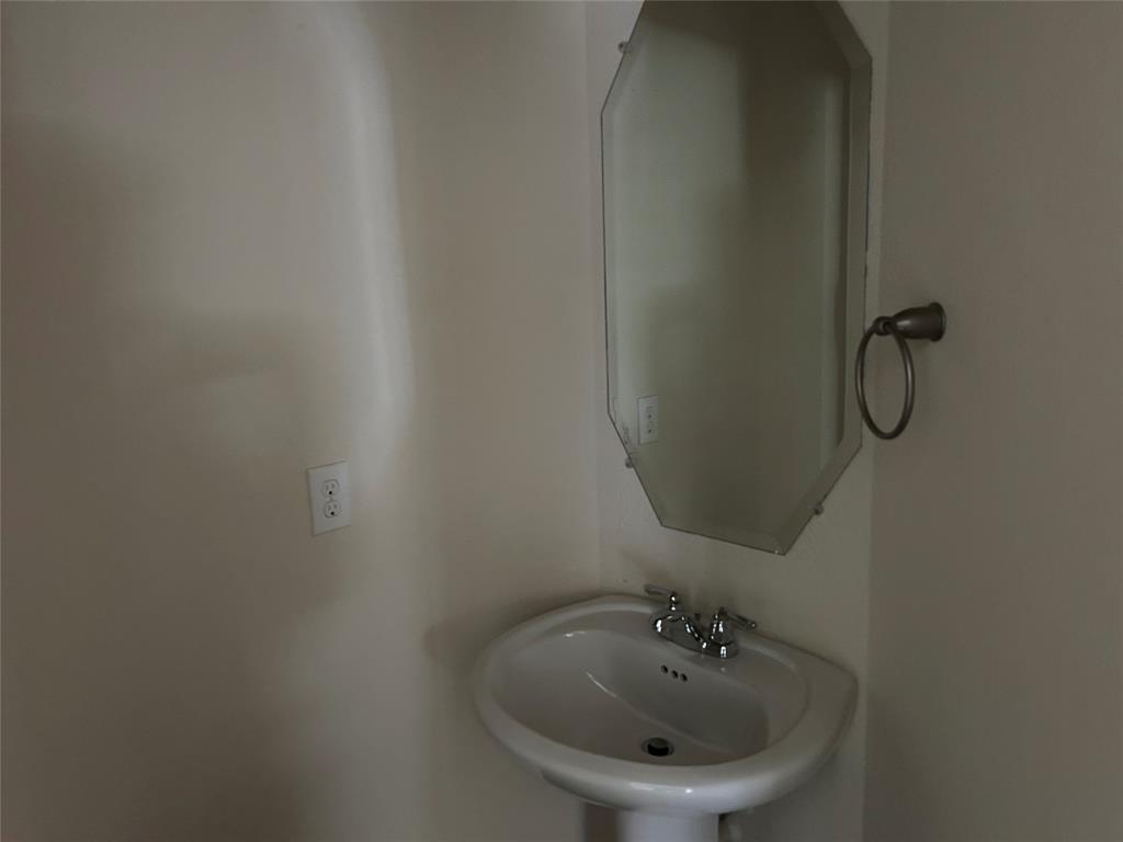 12045 Walden Wood Drive Property Photo 22