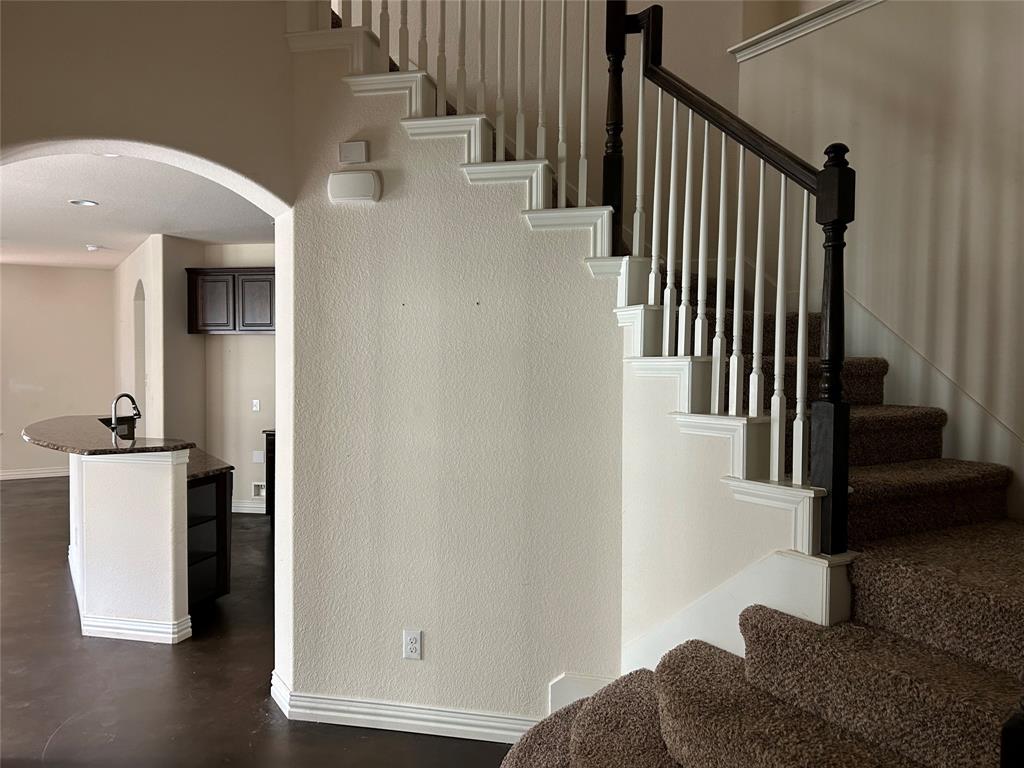 12045 Walden Wood Drive Property Photo 25