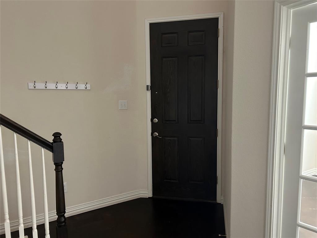 12045 Walden Wood Drive Property Photo 26