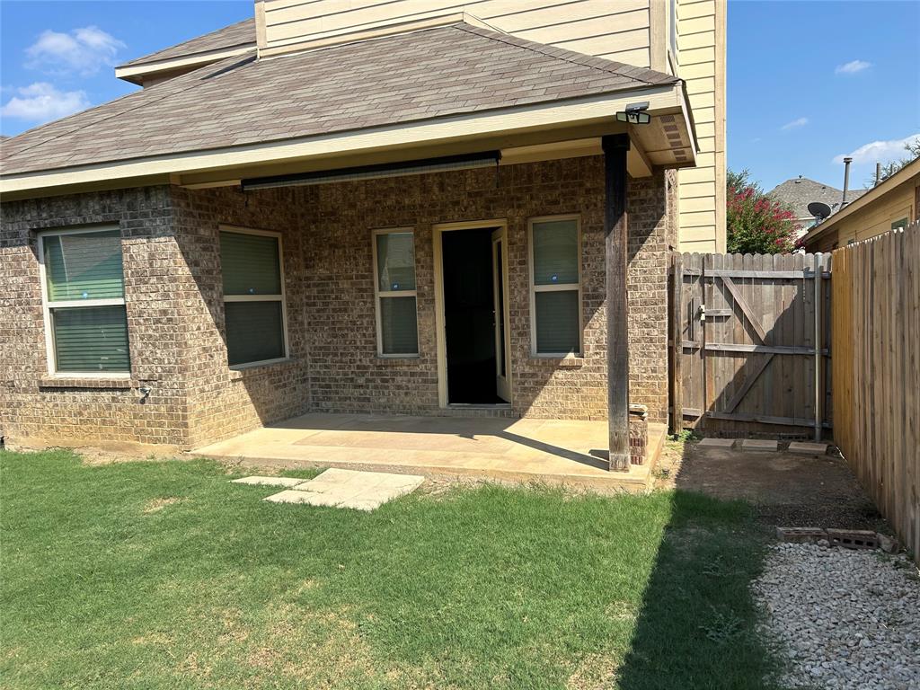12045 Walden Wood Drive Property Photo 32