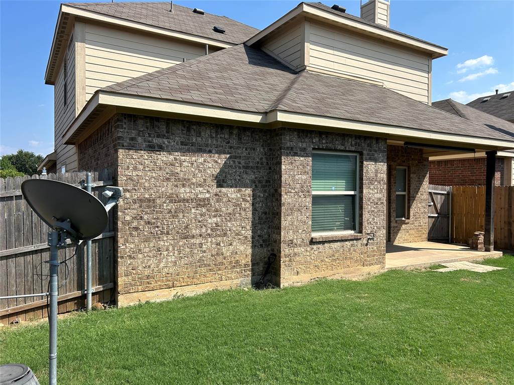 12045 Walden Wood Drive Property Photo 33