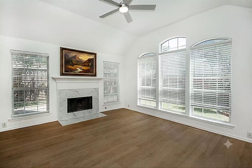 2452 Brycewood Lane Property Photo 11
