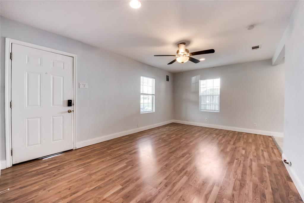 219 Red Wing Drive Property Photo 3