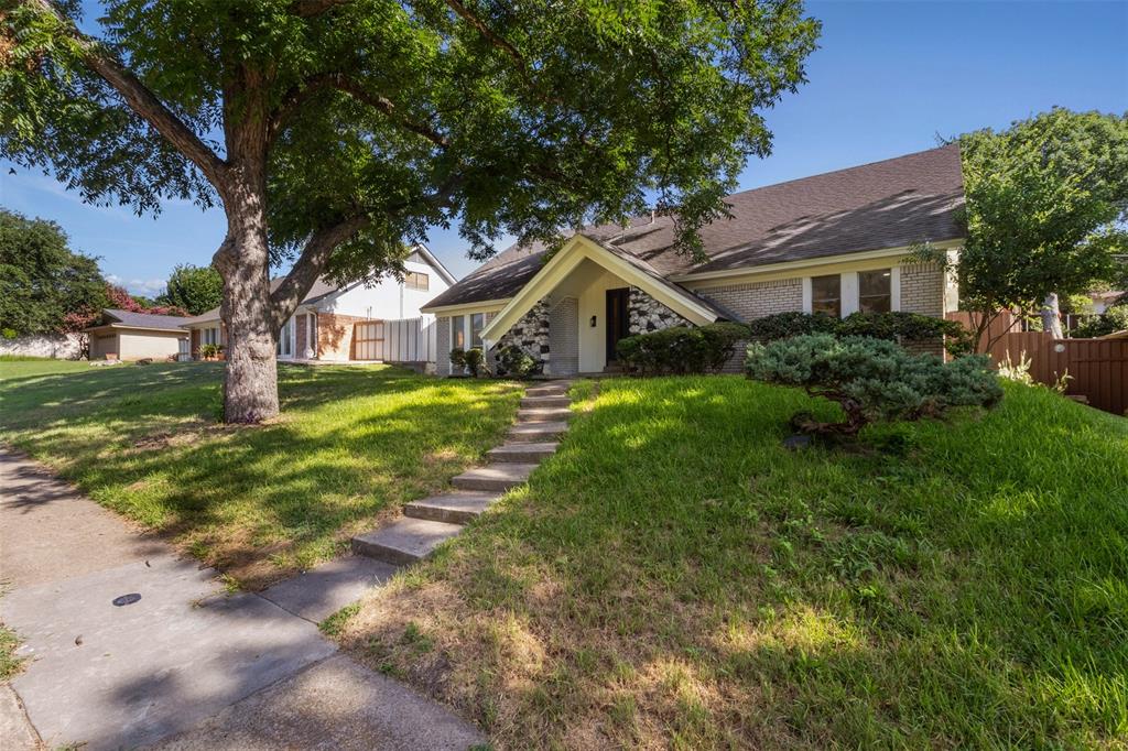 1631 Windchime Drive Property Photo 3