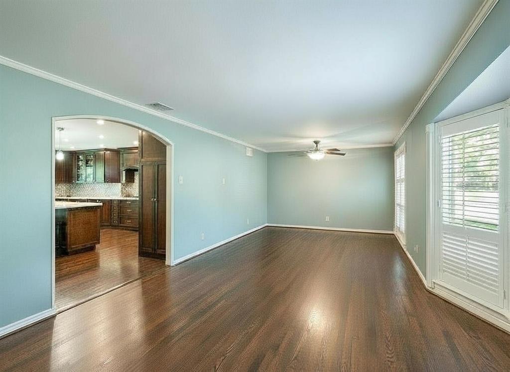 807 Clearwater Drive Property Photo 7