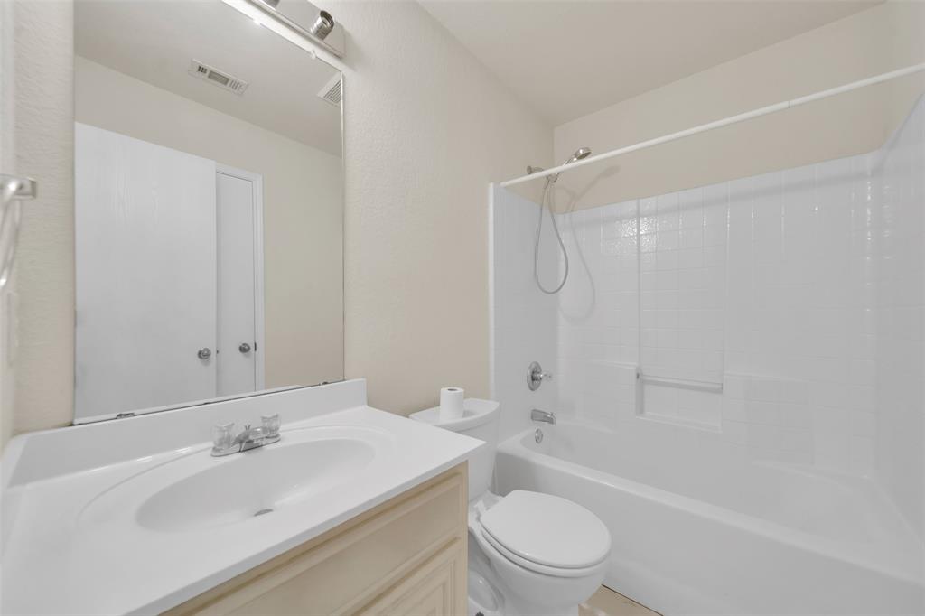 4221 Fiste Property Photo 16