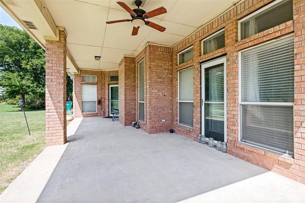 2828 S Lakeview Drive Property Photo 13