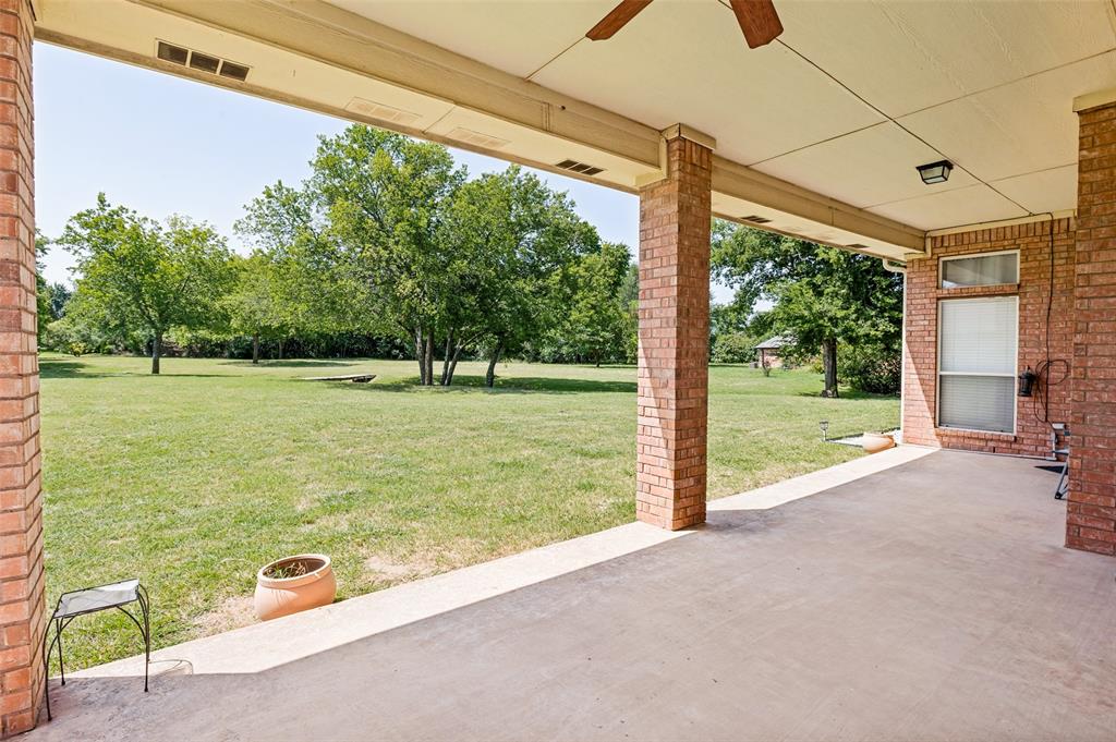 2828 S Lakeview Drive Property Photo 14
