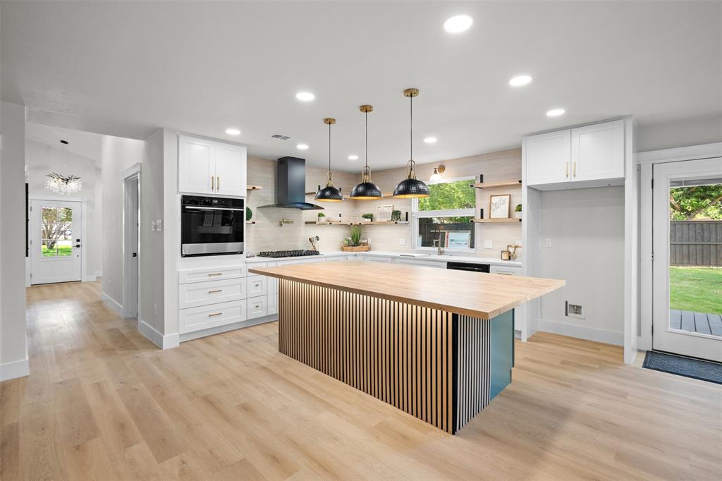 6402 Fallbrook Drive