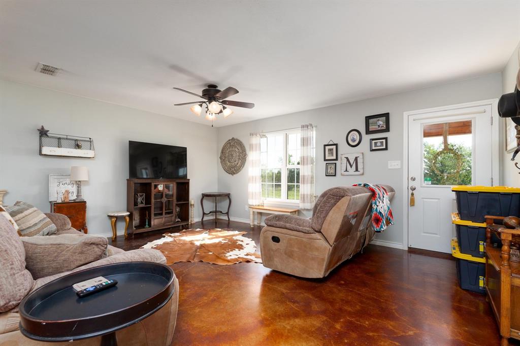 1002 County Road 209 Property Photo 5
