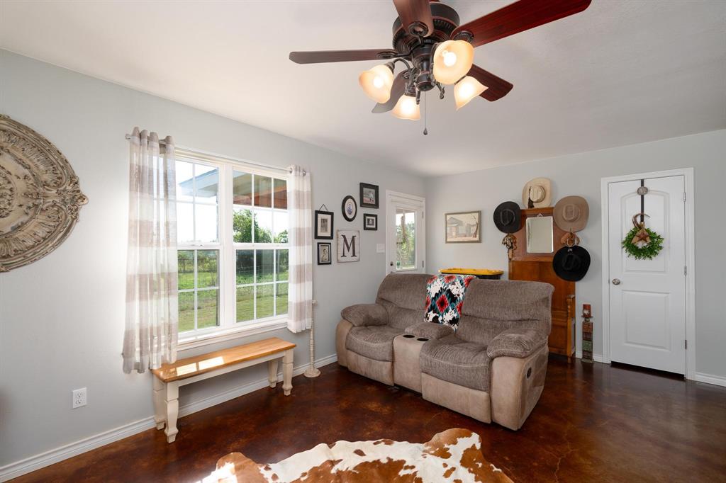 1002 County Road 209 Property Photo 7