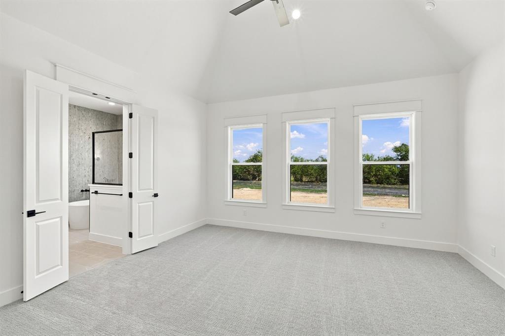 6450 Mcchesney Drive Property Photo 8