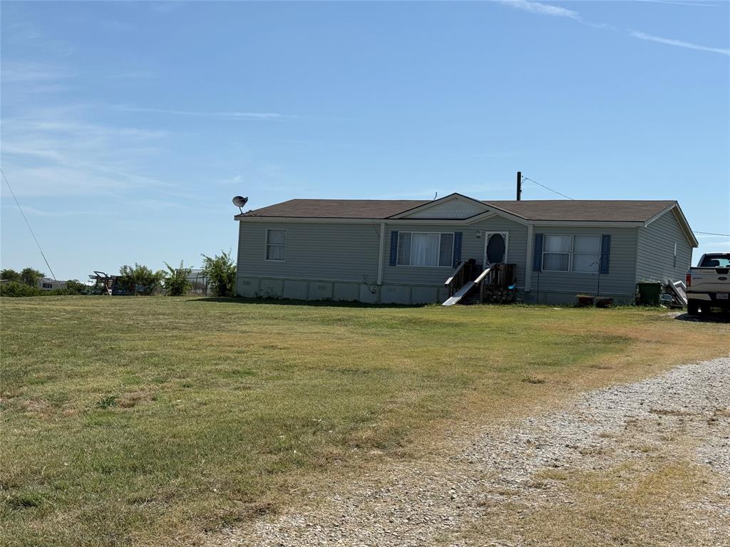 451 Coyote Trail Property Photo 1
