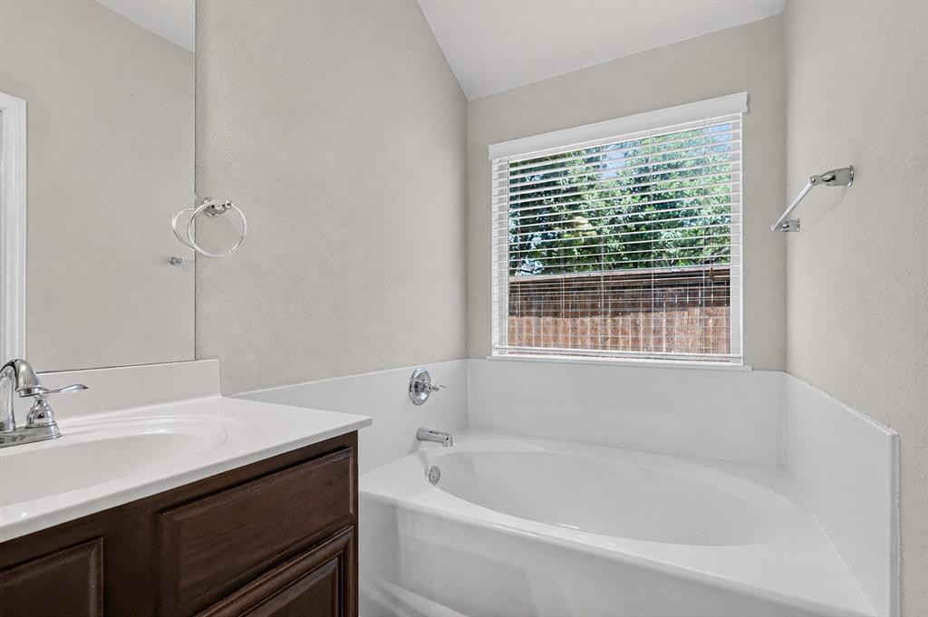 5104 Chatfield Place Property Photo 14