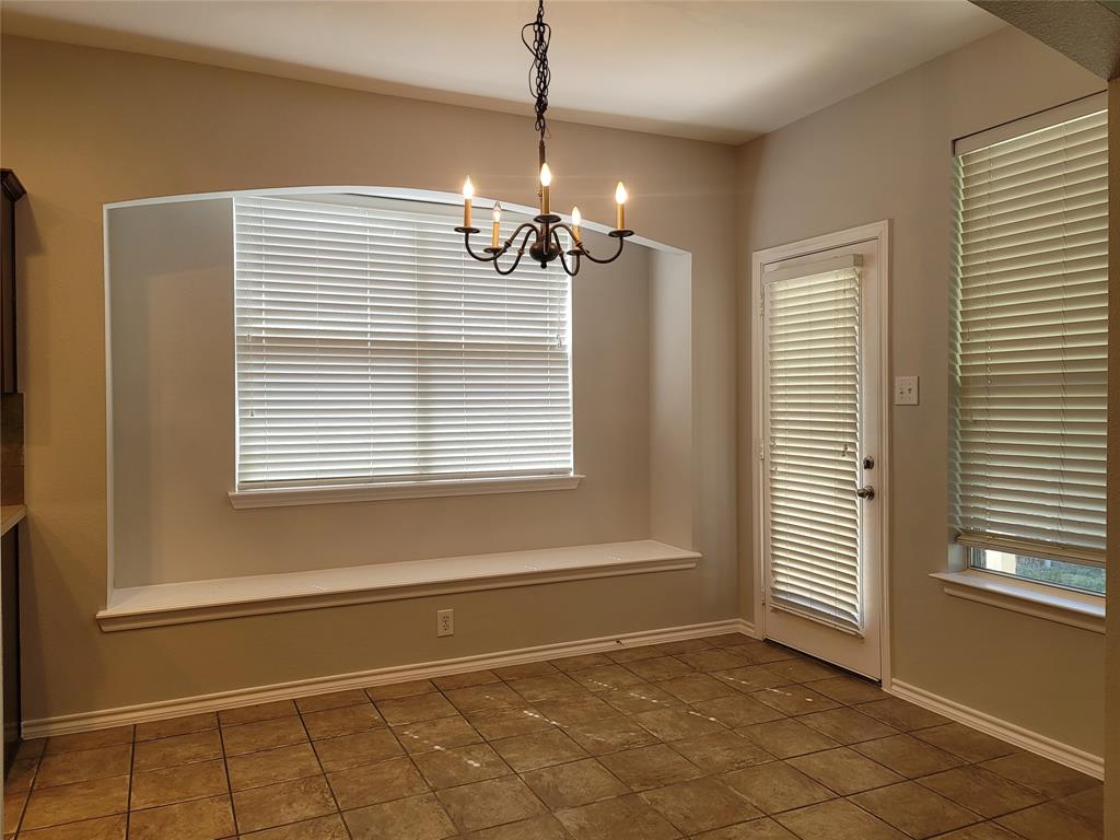 806 Bens Drive Property Photo 8