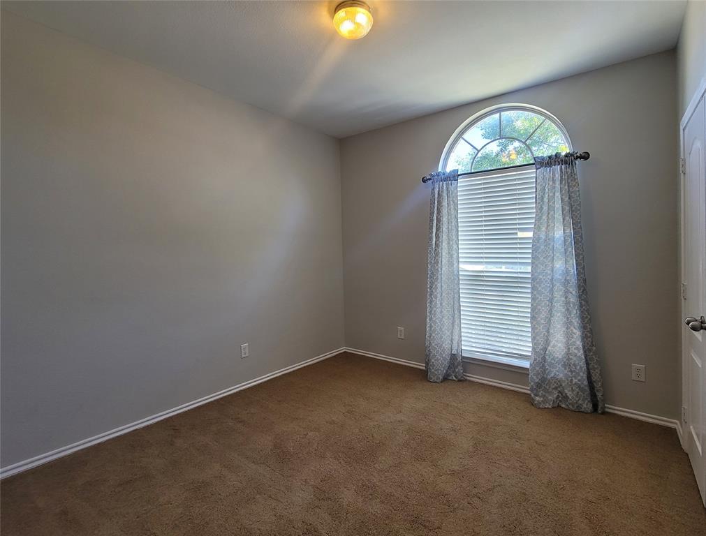 806 Bens Drive Property Photo 14