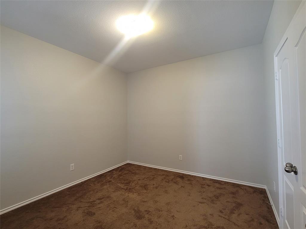 806 Bens Drive Property Photo 16