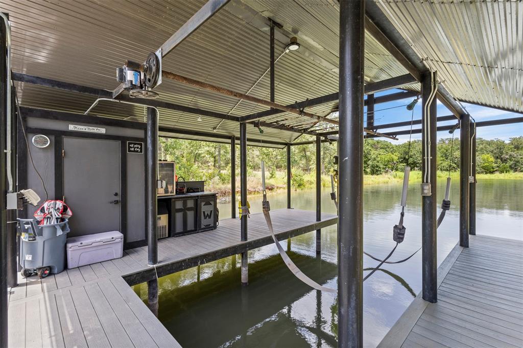 136 Private Road 197 Property Photo 25