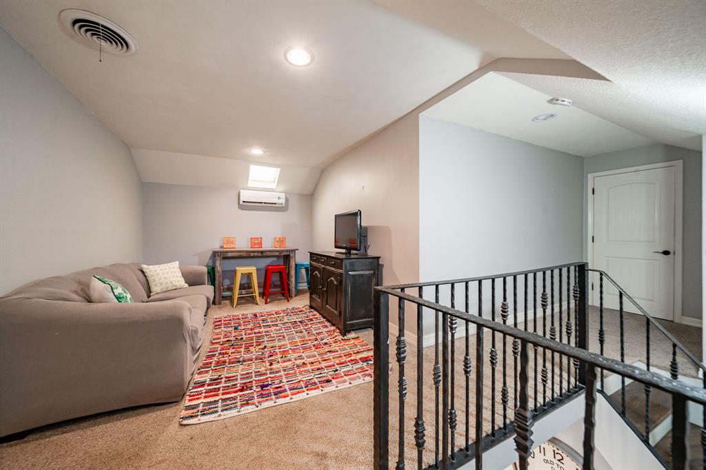 1825 Elmwood Drive Property Photo 20