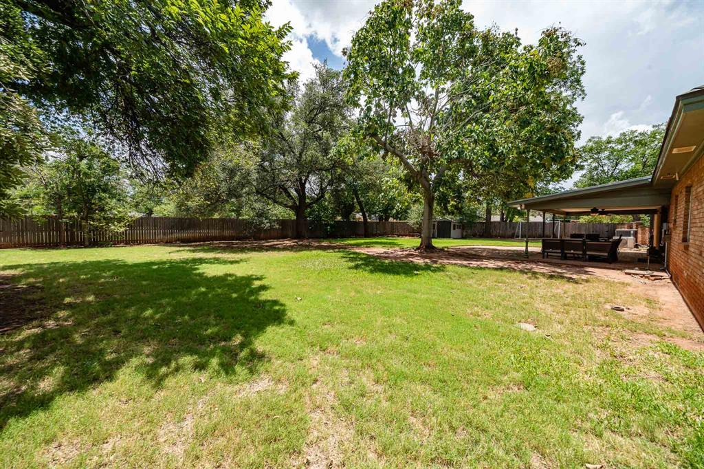 1825 Elmwood Drive Property Photo 30