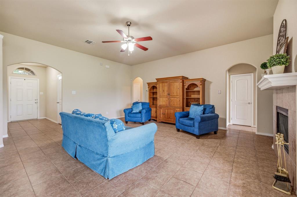 172 County Road 449 Property Photo 6