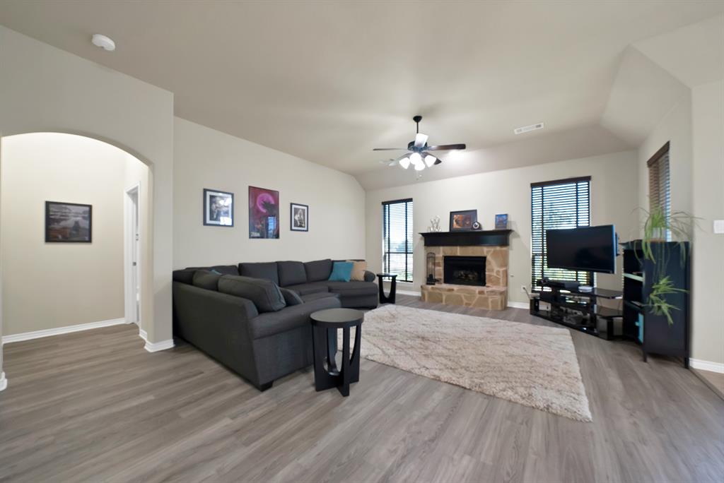 7256 Lake Country Drive Property Photo 11
