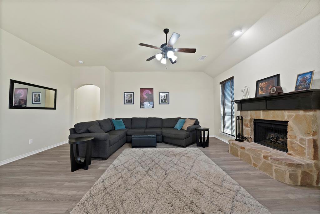 7256 Lake Country Drive Property Photo 12