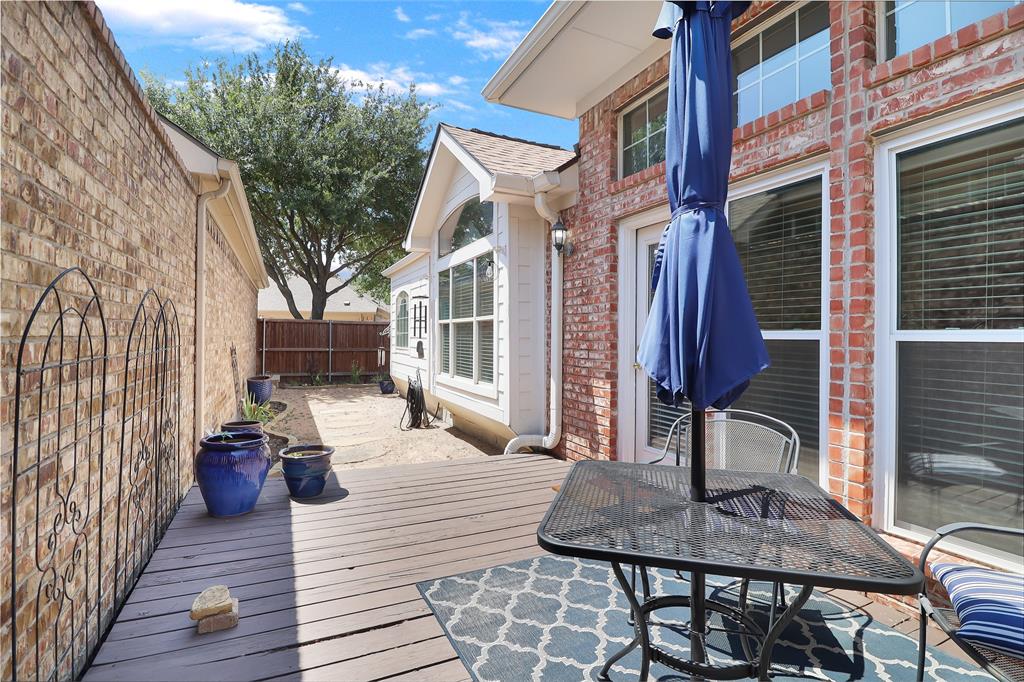 8604 Beetle Nut Lane Property Photo 6