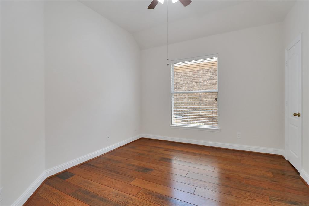 8604 Beetle Nut Lane Property Photo 11