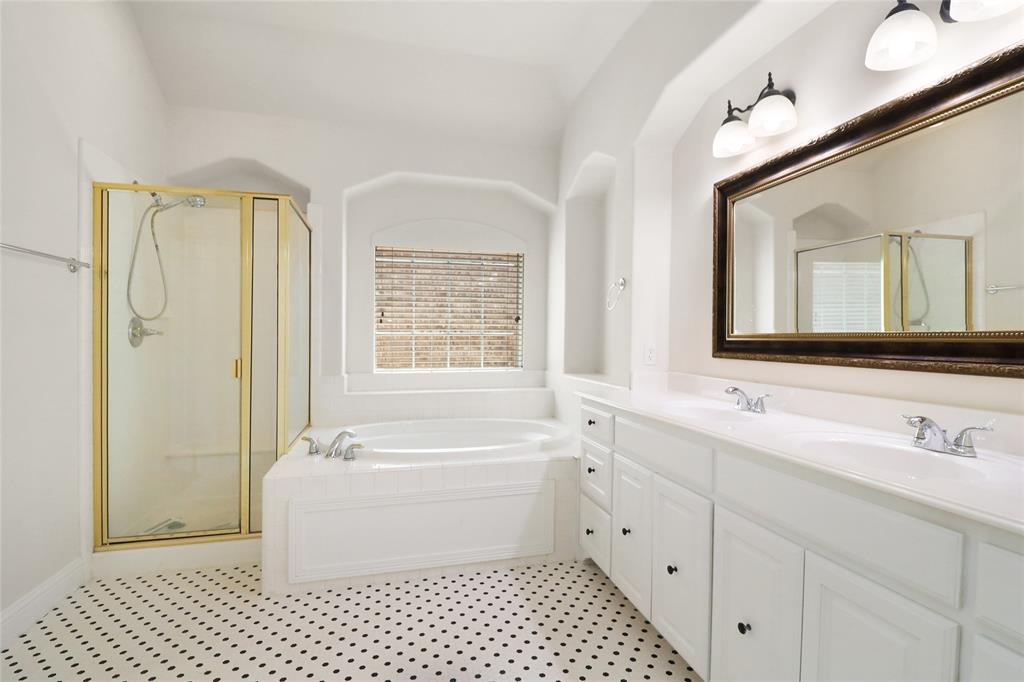 8604 Beetle Nut Lane Property Photo 12