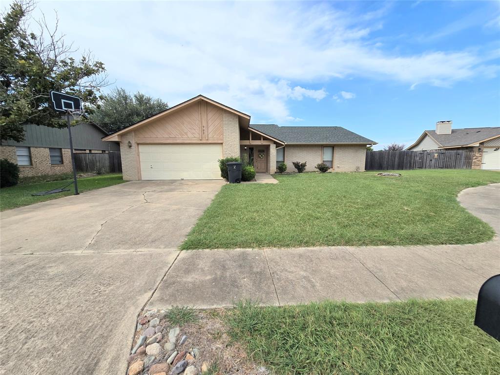 903 Moss Circle Property Photo 1