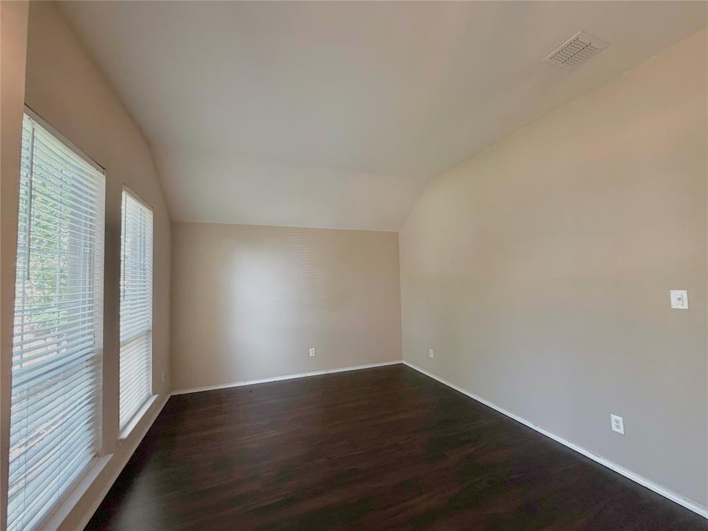 8520 Ontario Drive Property Photo 2