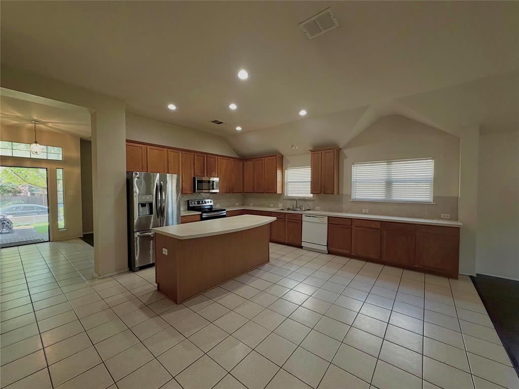 8520 Ontario Drive Property Photo 4