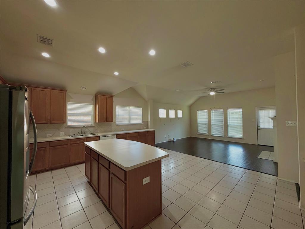 8520 Ontario Drive Property Photo 7