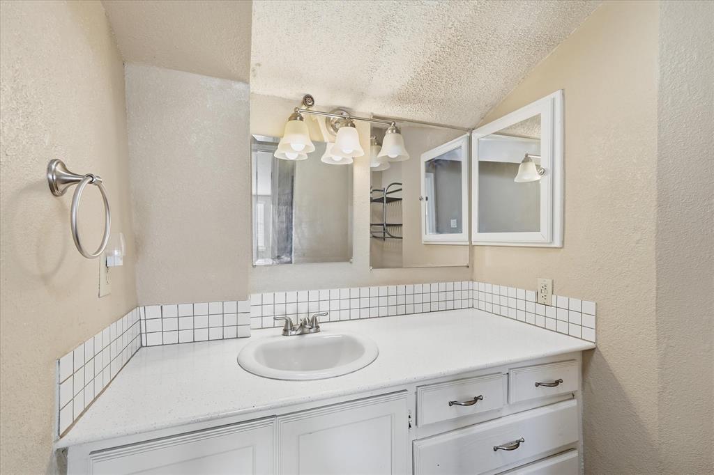 6505 Hughes Drive Property Photo 19