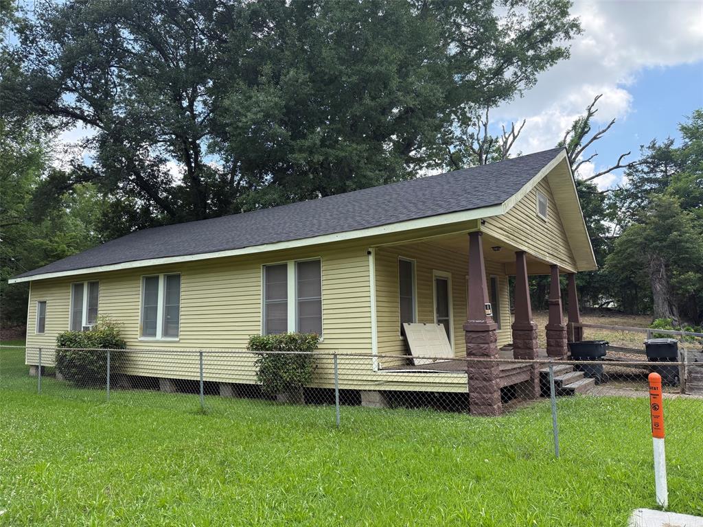 3001 Hardy Property Photo 1